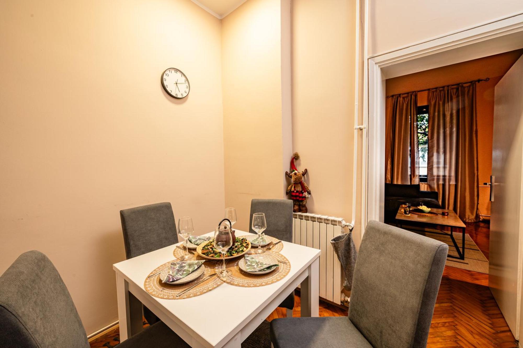 Cozy Apartment In City Center 베오그라드 외부 사진
